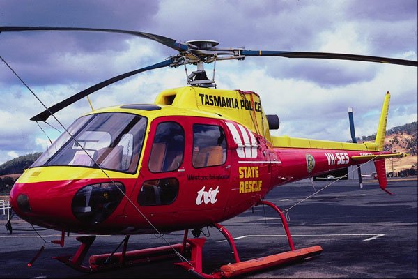 786062 Aerospatiale AS350B Ecureuil Helicopter A4 Photo Print