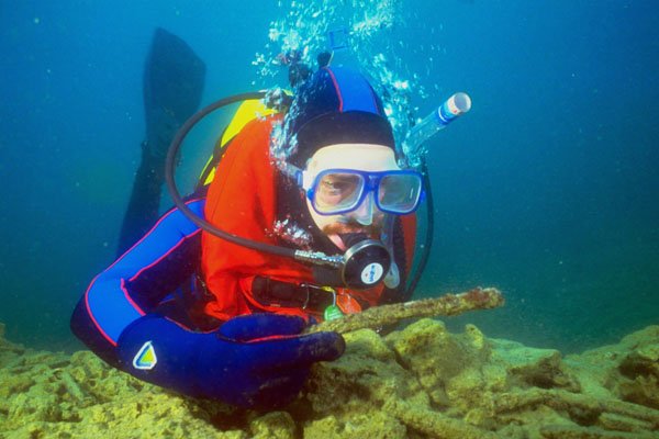 787023 Examining Large Spikes Off The Wetmore , Tobermory, Ontario, Canada A4 Photo Print