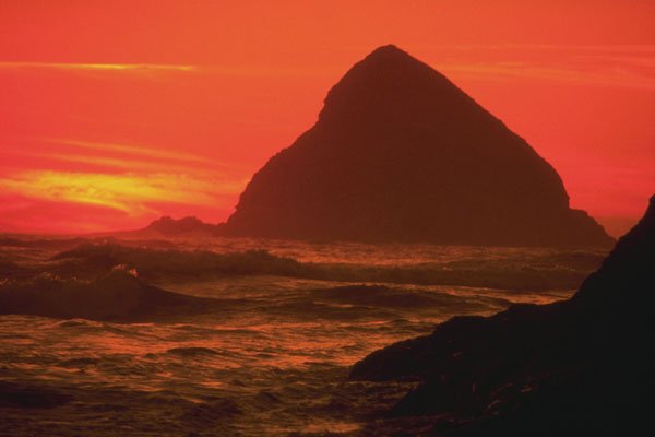 790016 Oceanside, Oregon Coast, Oregon, U.S.A. A4 Photo Print