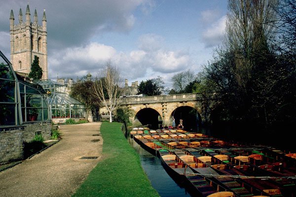 791018 Punts On The River Cherwell At Magdalen Bridge A4 Photo Print