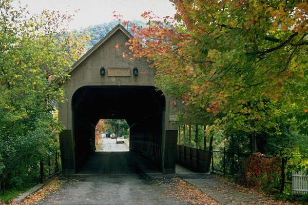 791025 Covered Bridge, With Fall Foliage, Woodstock, Vermont, U.S.A. A4 Photo Print