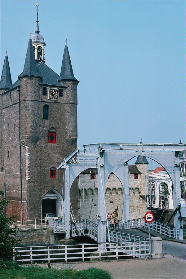 792075 Zierikzee, Zeeland, Netherlands A4 Photo Print