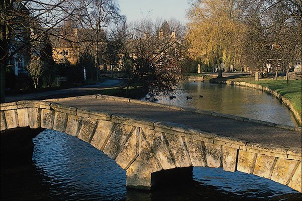 792092 Bridge, Burton On The Water, England A4 Photo Print