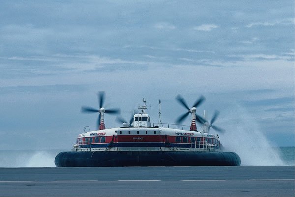 794067 Hoverspeed, English Channel Ferry A4 Photo Print