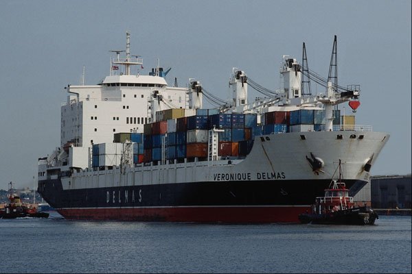 795002 Container Ship Arriving At Tilbury Docks, England A4 Photo Print