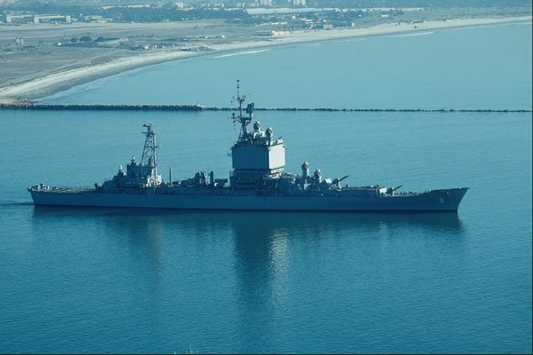 795028 USS Long Beach , CGN 9 Nuclear Powered Cruiser, Leaving San Diego Bay A4 Photo Print