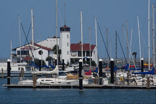 795057 Lighthouse On The Gulf A4 Photo Print