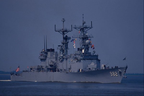 795065 USS Nicholson , Spruance Class Destroyer A4 Photo Print