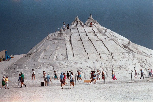 798059 The World's Largest Sand Castle, Maderia Beach, Florida, U.S.A. A4 Photo Print