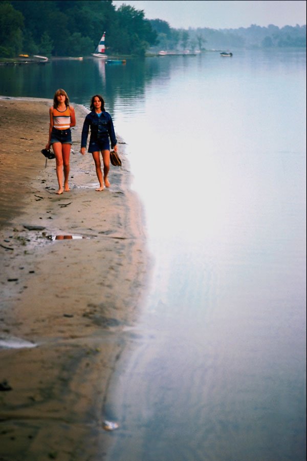 798062 Constance Bay, Ontario, Canada, 1976 A4 Photo Print
