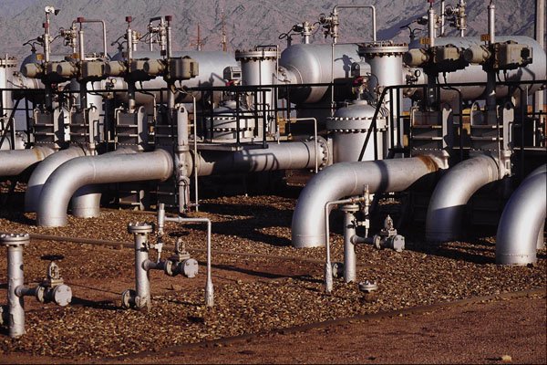 799078 Pipes At Tank Farm A4 Photo Print