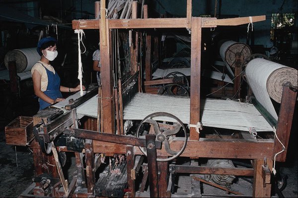 801040 Weaving Silk, Using Primitive Loom, Danang, Central Vietnam A4 Photo Print