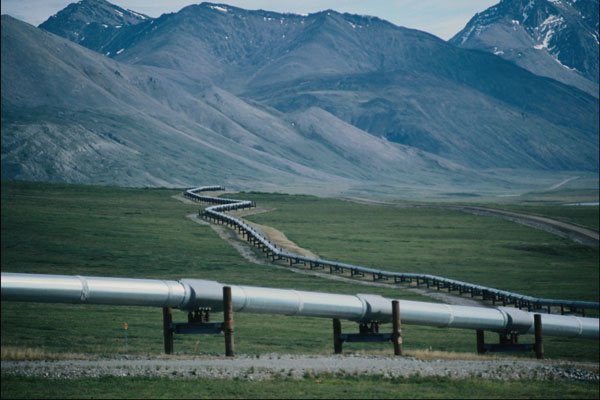 801070 Trans Alaska Pipeline Winds Through Atigun Pass, Brooks Range, Alaska, U.S.A. A4 Photo Print