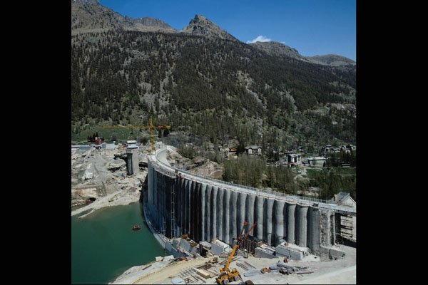 801079 Work Near Ceresole Dam, Ceresole, Torino, Italy A4 Photo Print