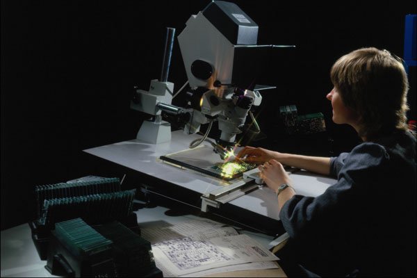 801080 Woman Using Precision Industrial Cutting Machine A4 Photo Print
