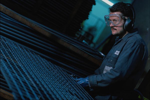 801086 Metal Worker A4 Photo Print