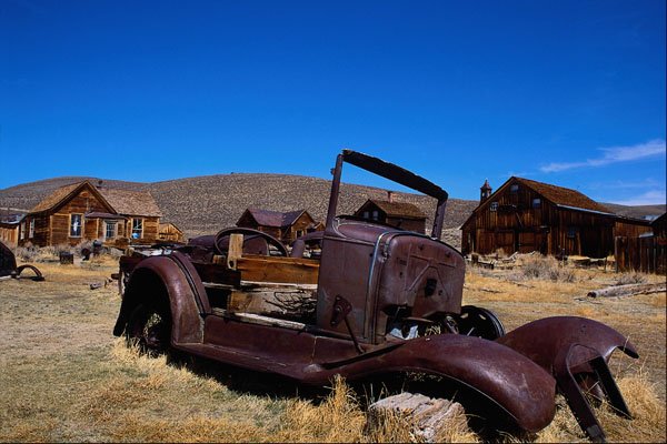 802015 Rusting Car, Bodie, California, U.S.A. A4 Photo Print