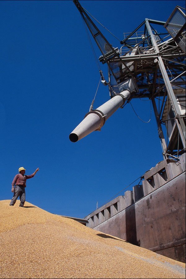 802057 Barge Being Loaded With Grain On Mississippi River In Dubuque, Iowa, U.S.A. A4 Photo Print