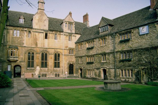 803017 Founded In 1957, St. Edmund Hall's History Dates Back To 1225, Oxford, U.K. A4 Photo Print