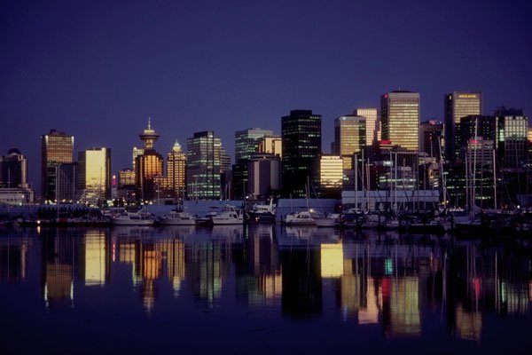 803027 Vancouver Skyline, British Columbia, Canada A4 Photo Print