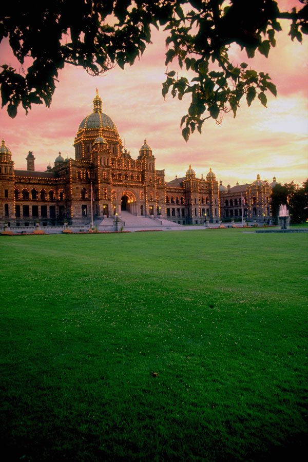 803046 Legislative Building, Victoria, British Columbia, Canada A4 Photo Print