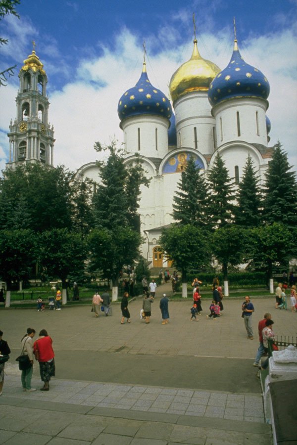 803051 Cathedral Square, Sergiyev Posad, Russia A4 Photo Print