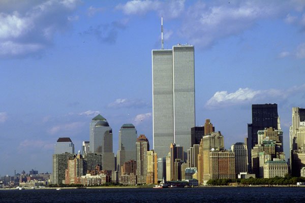 804067 The Twin Towers, Lower Manhattan, New York, U.S.A. A4 Photo Print