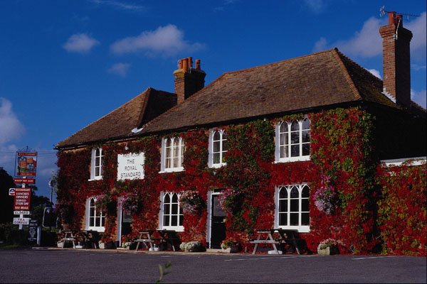 805022 Kentish Pub, U.K. A4 Photo Print