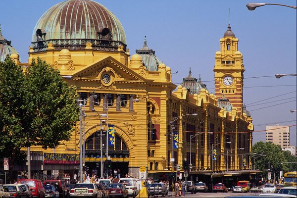 805041 Flinders Street Railway Station, Melbourne, Australia A4 Photo Print