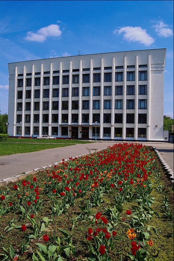 805091 Governor's Headquarters, Kremlin, Nizhny Novgorod, Russia A4 Photo Print