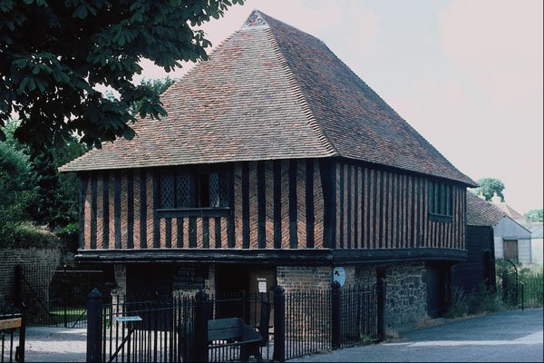 806049 Town Hall, Fordwich, Kent, U.K. A4 Photo Print