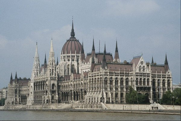 806097 Parliament Buildings, Budapest, Hungary A4 Photo Print