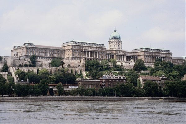806098 Parliament Buildings, Budapest, Hungary A4 Photo Print