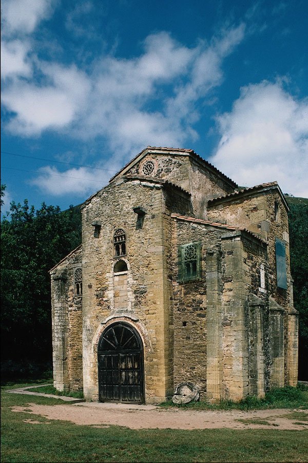 807020 Oviedo, San Miguel De Lino, 9C, West Facade, Spain A4 Photo Print