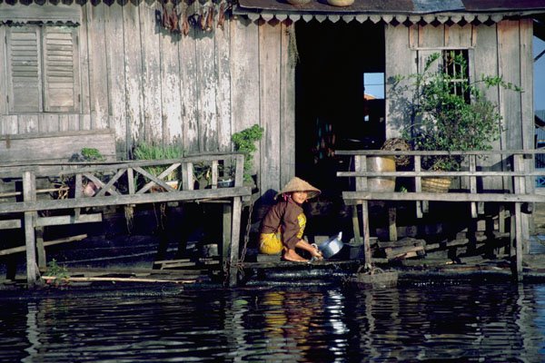 807080 Tonle Sap Dwelling, Cambodia A4 Photo Print