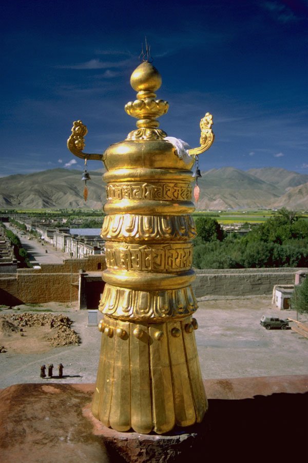 807094 Gilded Roof Detail, Tibet, China A4 Photo Print