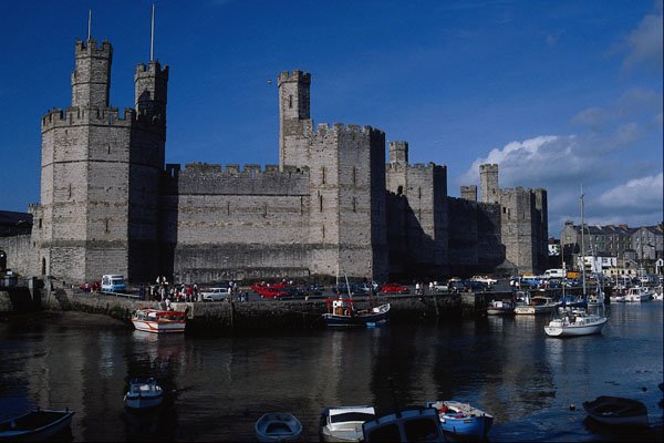 808042 Caenarfon Castle, Northern Wales, U.K. A4 Photo Print