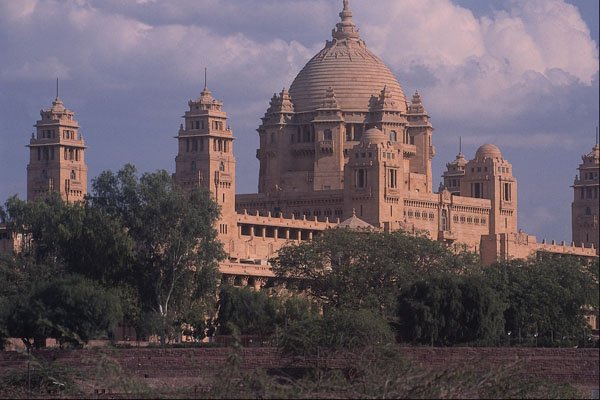 809055 Hotel Maid, Bhawan, Jodhpur, India A4 Photo Print