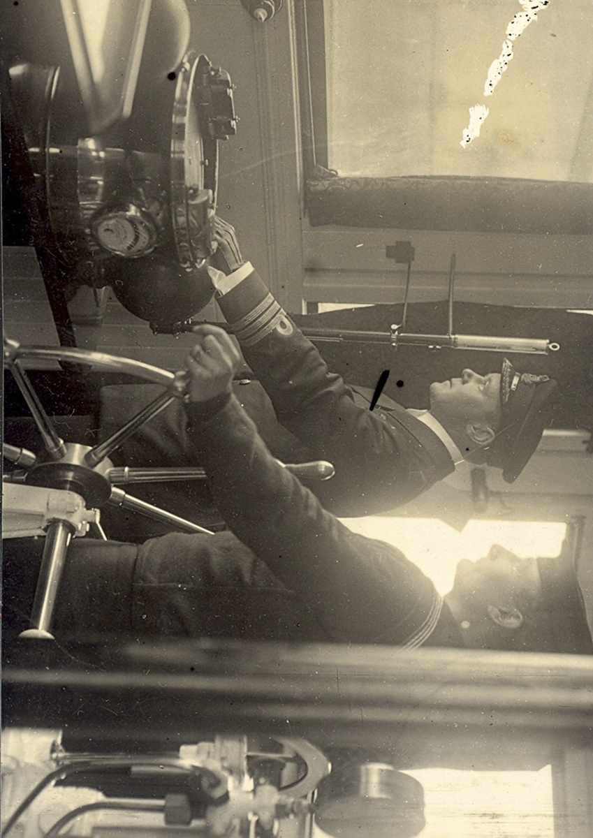 AT WORK ON MEDINA A4 Photo Print