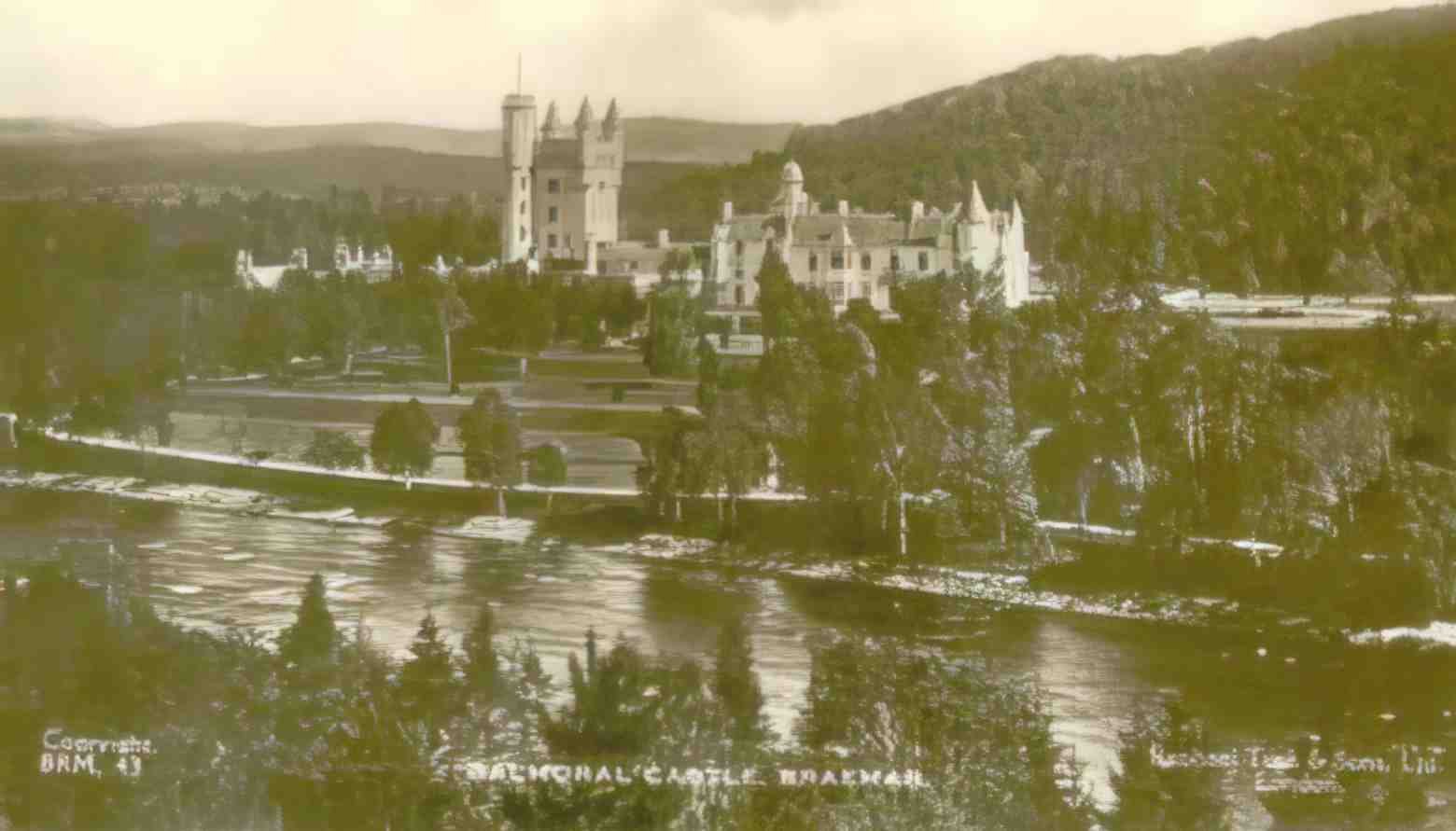 Aberdeenshire Braemar Balmoral Castle Vintage A4 Photo Print