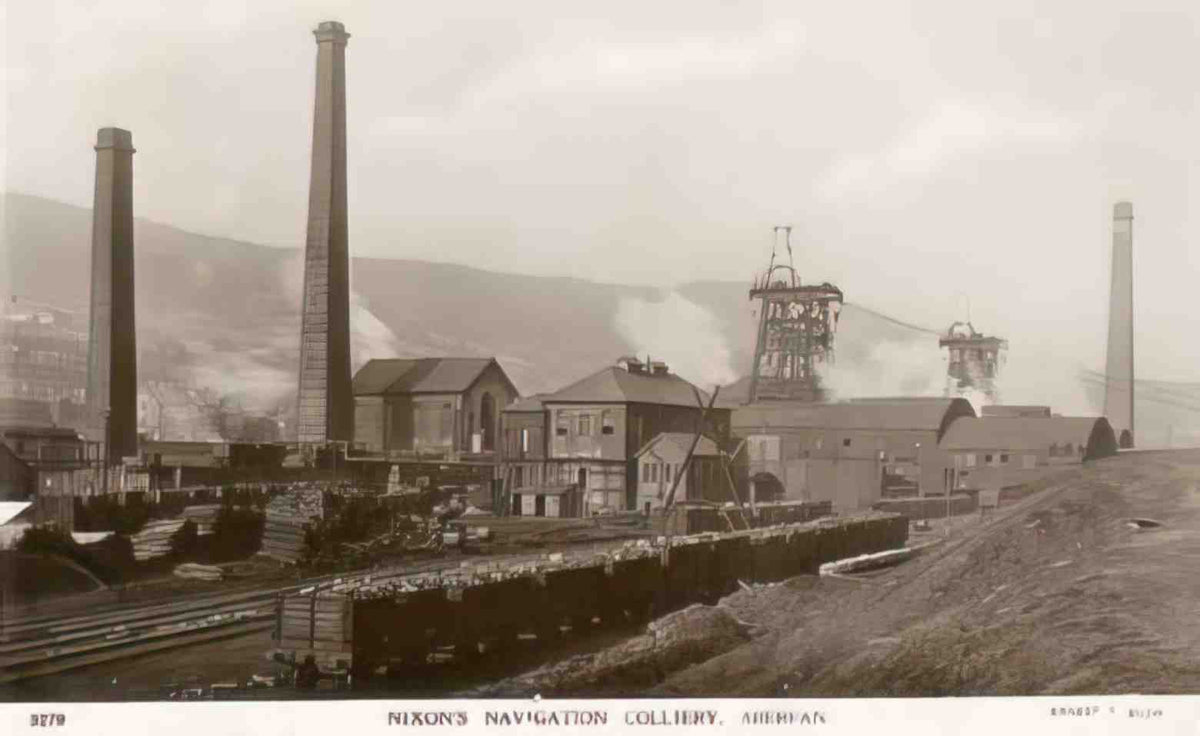 Aberfan Nixon s Navigation Colliery Vintage A4 Photo Print