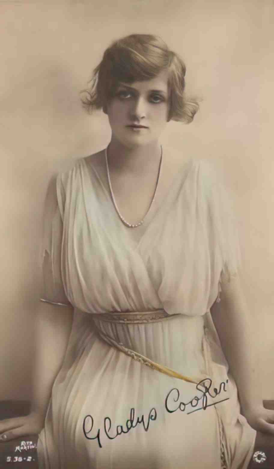 Actress Gladys Cooper Vintage A4 Photo Print