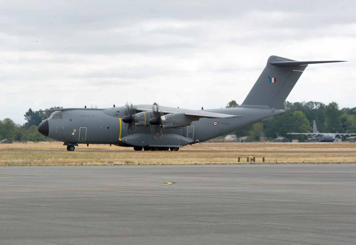 Airbus A400m Atlas Military Transport Aircraft France 10 (2) Military A4 Photo Print