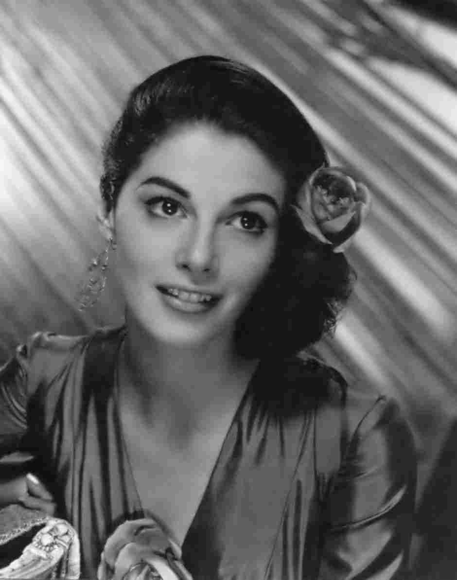 Angeli Pier z2 film star poster A4 Photo Print