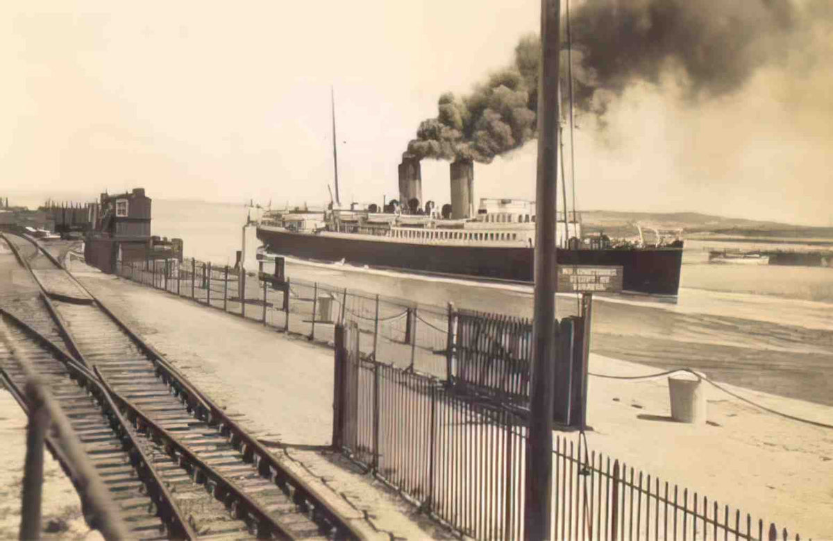 Anglesey Holyhead Steamship Leaving the Harbour Vintage A4 Photo Print