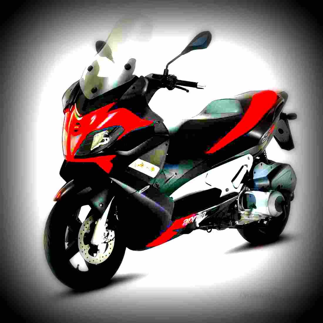 Aprilia SR Max 300 2017 3 motorbike A4 Photo Print