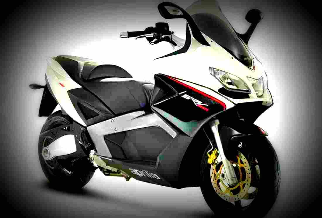 Aprilia SRV 850 2017 2 motorbike A4 Photo Print