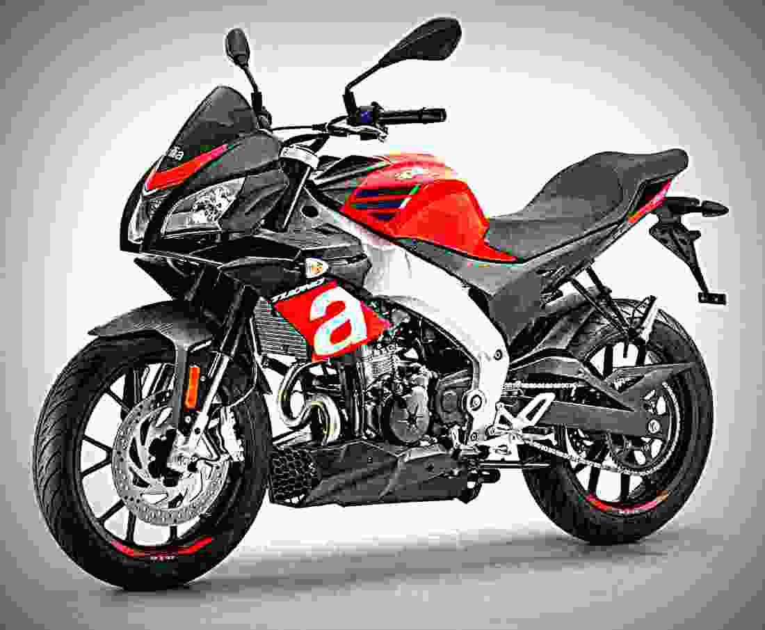 Aprilia Tuono 125 2017 3 motorbike A4 Photo Print