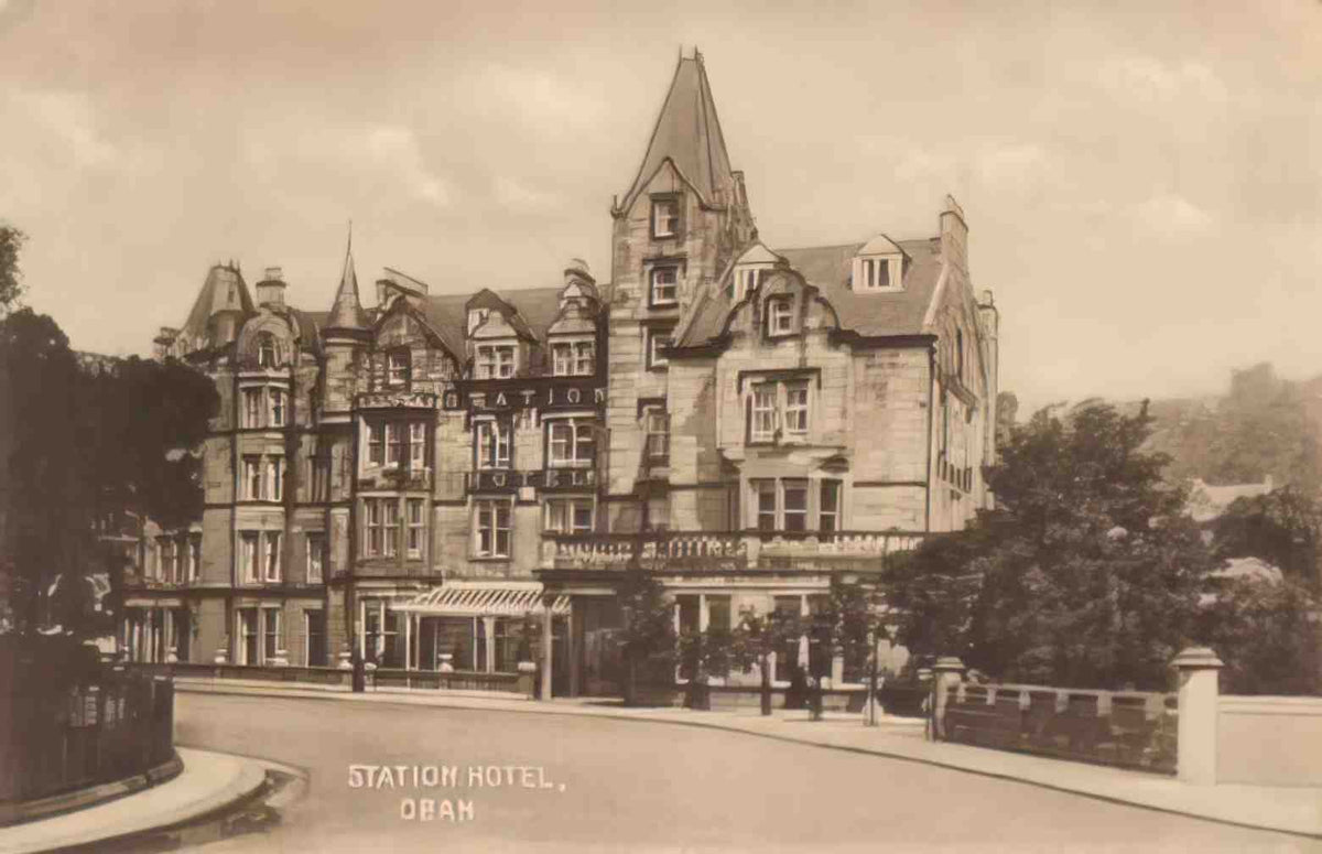 Argyllshire Oban Station Hotel 1920s Vintage A4 Photo Print