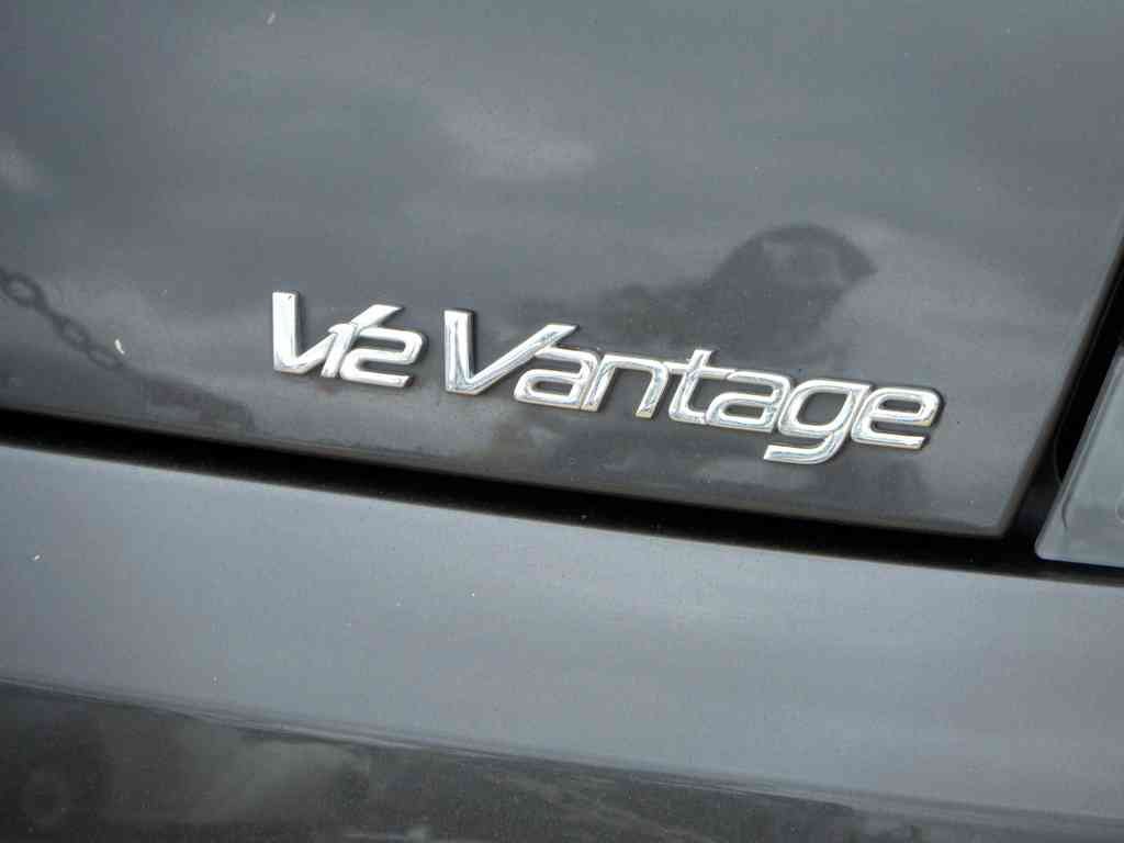 Aston Martin Vent Bonnet 2744 A4 Photo Print